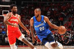 西亚卡姆连续五场比赛得分超过逆转，老鹰挑战极限！的简单介绍